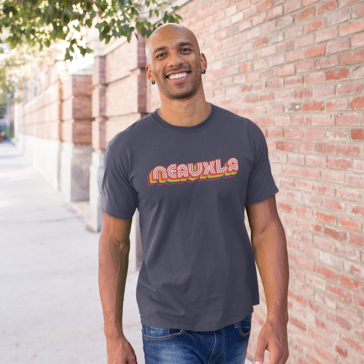 Neauxla Retro Tee